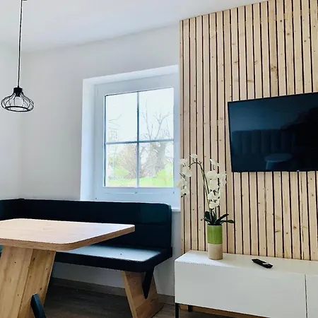 Wunderschone In Federow Mit Grill Und Garten * Kargow