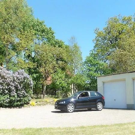 Wunderschone In Federow Mit Grill Und Garten Kargow